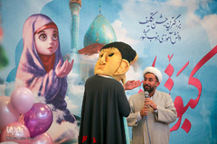 جشن تكلیف دانش‌آموزان شیرازی در حرم شاهچراغ(ع)