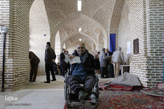 حضور مردم قزوین در پای صندوق های رأی