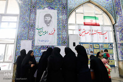 حضور مردم اهواز در پای صندوق‌های رأی