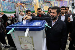 حضور مردم اهواز در پای صندوق‌های رأی