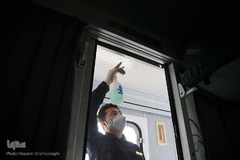 ضدعفونی کردن ایستگاه راه آهن قم