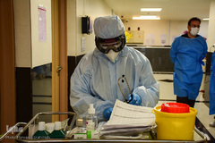 سربازان خط مقدم مبارزه با کرونا در بیمارستان سینای تبریز