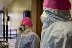 سربازان خط مقدم مبارزه با کرونا در بیمارستان سینای تبریز