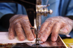 کارگاه خیریه تولید ماسک در تماشخانه «سرو»