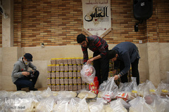 تقسیم مهربانی با نیازمندان در آستانه سال نو