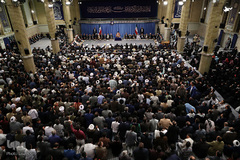 دیدار شرکت‌کنندگان مسابقات بین‌المللی قرآن با رهبر انقلاب