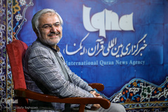 رسول رسولی‌پور، رئیس دانشکده ادبیات و علوم انسانی دانشگاه خوارزمی و پسا دکترای فلسفه دین از دانشگاه نوتردام آمریکا