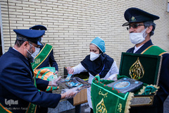 پزشکان و پرستاران، اجرتان با خدا