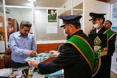 پزشکان و پرستاران، اجرتان با خدا