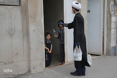 ضد عفونی معابر قم توسط نیرو های حشد الشعبی