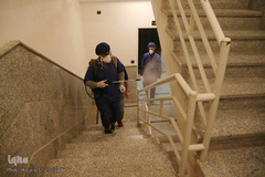 ضد عفونی معابر قم توسط نیرو های حشد الشعبی