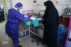 عیادت جوانان حشدالشعبی از بیماران