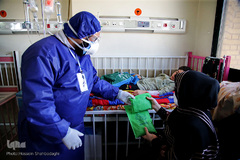 عیادت جوانان حشدالشعبی از بیماران