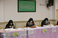 دوخت ماسک و لباس پزشکی توسط بانوان طلبه