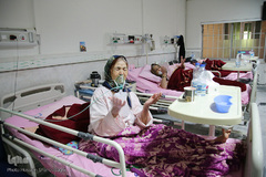 جشن نیمه شعبان در کنار بیماران کرونایی