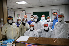 جشن نیمه شعبان در کنار بیماران کرونایی