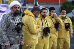 رزمایش پدافند زیستی بسیج ادارات و وزارت خانه های سپاه محمدرسول الله تهران بزرگ در میدان حضرت ولی عصر(عج)