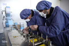 افتتاح خط تولید بزرگترین کارخانه تولید ماسک جنوب غرب آسیا در شهرک صنعتی اشتهارد