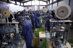 افتتاح خط تولید بزرگترین کارخانه تولید ماسک جنوب غرب آسیا در شهرک صنعتی اشتهارد