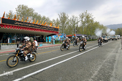 مراسم «رژه خدمت» به مناسبت روز ارتش