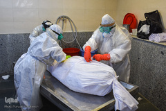 خاکسپاری غریبانه قربانیان کرونا