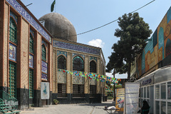 آستان مقدس امام زاده اسماعیل و مسجد امام حسین علیه السلام