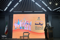 بازدید حجت الاسلام «محمدی گلپایگانی» از نمایشگاه دستاوردهای اجتماعی رزمایش همدلی برکت ستاد اجرایی فرمان امام(ره)