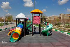 بازی‌های کودکانه در کوچه پس کوچه‌های کرونایی تبریز