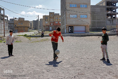 بازی‌های کودکانه در کوچه پس کوچه‌های کرونایی تبریز