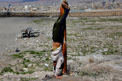 بازی‌های کودکانه در کوچه پس کوچه‌های کرونایی تبریز