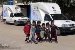 توزیع بسته های غذایی هم نمک میان اتباع خارجی نیازمند در روستای «سلمان آباد» کهریزک