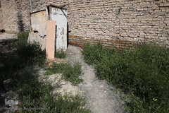 توزیع بسته های غذایی هم نمک میان اتباع خارجی نیازمند در روستای «سلمان آباد» کهریزک