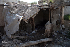 توزیع بسته های غذایی هم نمک میان اتباع خارجی نیازمند در روستای «سلمان آباد» کهریزک