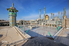 گذری در حرم مطهر کریمه اهل بیت(ع)