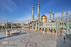 گذری در حرم مطهر کریمه اهل بیت(ع)