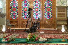 جزء خوانی قرآن کریم در حرم مطهر شاهچراغ (ع)