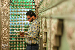 جزء خوانی قرآن کریم در حرم مطهر شاهچراغ (ع)