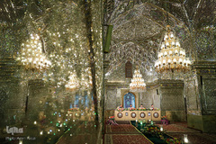 جزء خوانی قرآن کریم در حرم مطهر شاهچراغ (ع)