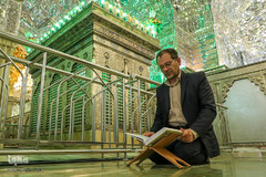 جزء خوانی قرآن کریم در حرم مطهر شاهچراغ (ع)