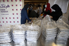 پویش کریمانه خیرین و اعضای داوطلب هم نمک