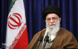 ارتباط تصویری رهبر انقلاب با ستاد ملی مبارزه با کرونا