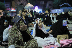 احیای شب نوزدهم ماه مبارک رمضان در امامزاده سید جعفر محمد(ع ) یزد