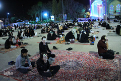 احیای شب نوزدهم ماه مبارک رمضان در امامزاده سید جعفر محمد(ع ) یزد