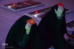 احیای شب بیست و یکم رمضان در گلزار شهدای وادی رحمت تبریز