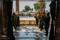 آیین گلاب شویی و تعویض گل ضریح مبارک حرم حضرت شاهچراغ (ع)