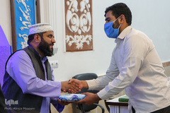 مراسم ختم قرآن در نماز تراویح نمازگزاران اهل تسنن مشهد