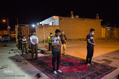 مراسم ختم قرآن در نماز تراویح نمازگزاران اهل تسنن مشهد