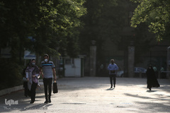 اقامه نماز عید سعید «فطر» به امامت حجت‌الاسلام والمسلمین مصطفی رستمی، رئیس نهاد نمایندگی مقام معظم رهبری در دانشگاه ها در مسجد دانشگاه تهران