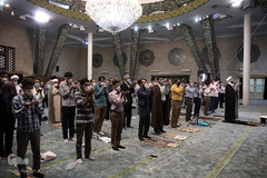 اقامه نماز عید سعید «فطر» به امامت حجت‌الاسلام والمسلمین مصطفی رستمی، رئیس نهاد نمایندگی مقام معظم رهبری در دانشگاه ها در مسجد دانشگاه تهران