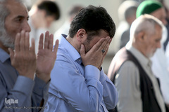 اقامه نماز عید سعید «فطر» به امامت حجت‌الاسلام والمسلمین مصطفی رستمی، رئیس نهاد نمایندگی مقام معظم رهبری در دانشگاه ها در مسجد دانشگاه تهران